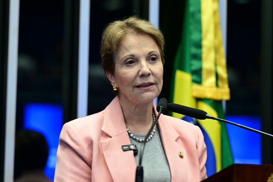 Ex-ministra de Bolsonaro, Tereza Cristina recusa convite para ser vice de Flávio