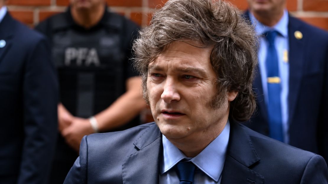 Milei volta a atacar Lula e chama presidente brasileiro de ‘ladrão’ e ‘corrupto’