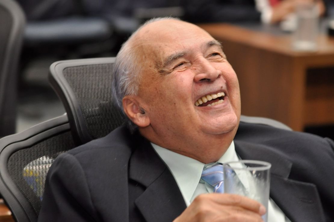Aos 84 anos, Londres Machado declara R$ 18,9 milhões em patrimônio e R$ 4 milhões em dinheiro