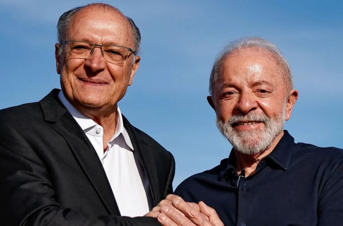 Lula promete educação integral em todas escolas em 4° mandato