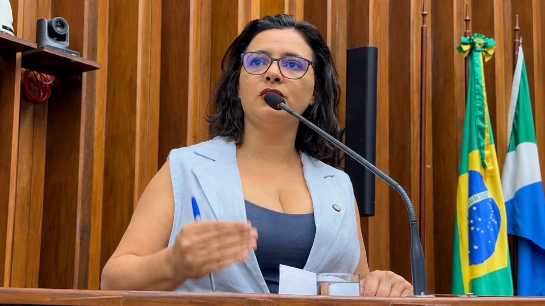 Gleice Jane cobra Prefeitura de Dourados sobre aplicação de R$ 615 mil destinados à cultura