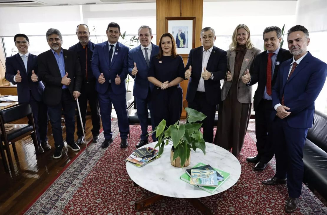 Adriane busca apoio do Governo Federal após temporal, e Vander articula agenda em Brasília