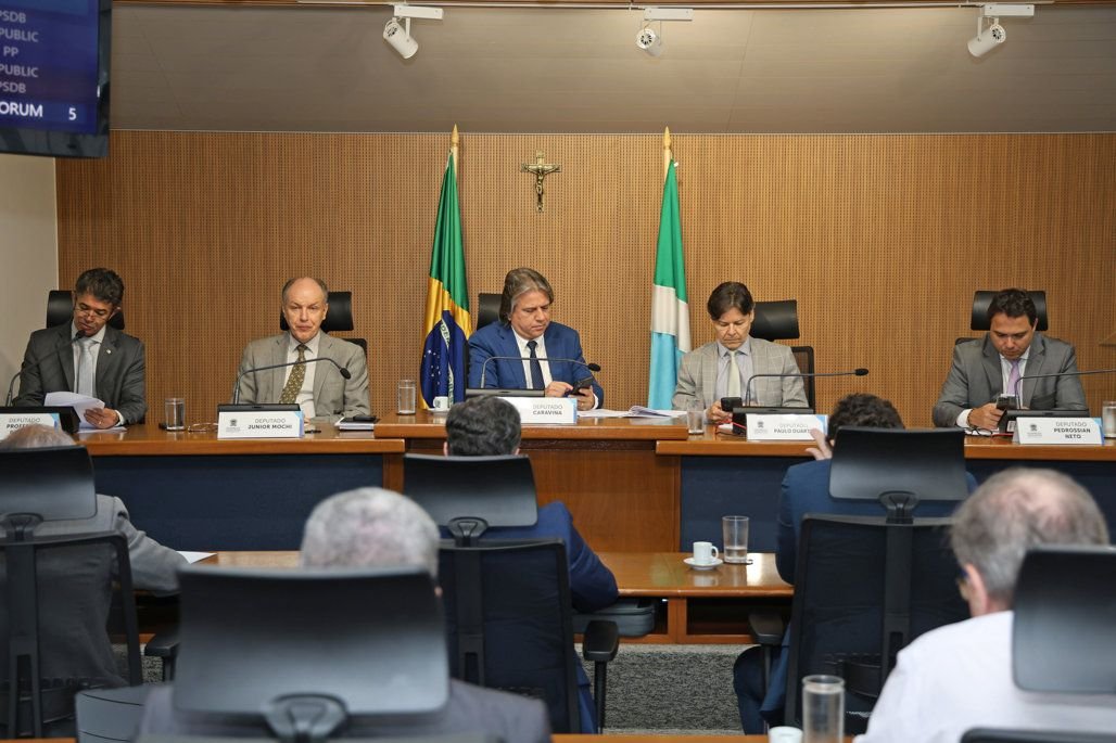 CCJR aprova plano do Fundersul e projeto que amplia transparência em pedágios