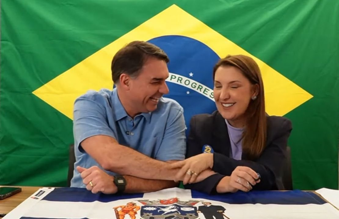 Coordenadora de Flávio sugere trocar servidores públicos por inteligência artificial